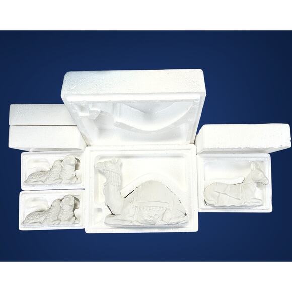 Avon Vintage Nativity Collectibles 14 Pc Orig Boxes Flying Angel Stable READ - Picture 3 of 16